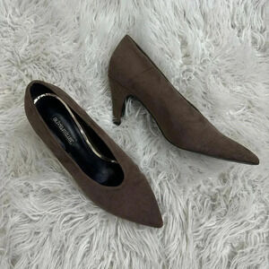 Olivia Miller Brown suede kitten heel pumps Sz 7 cool girls only